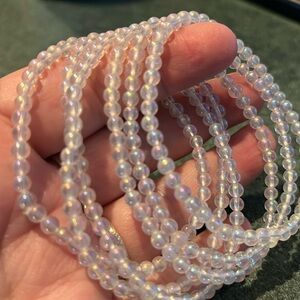 Angel aura quartz ( one) 4mm